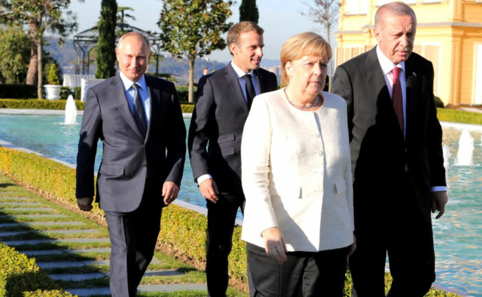 Merkel, Erdogan, Macron und Putin zusammen