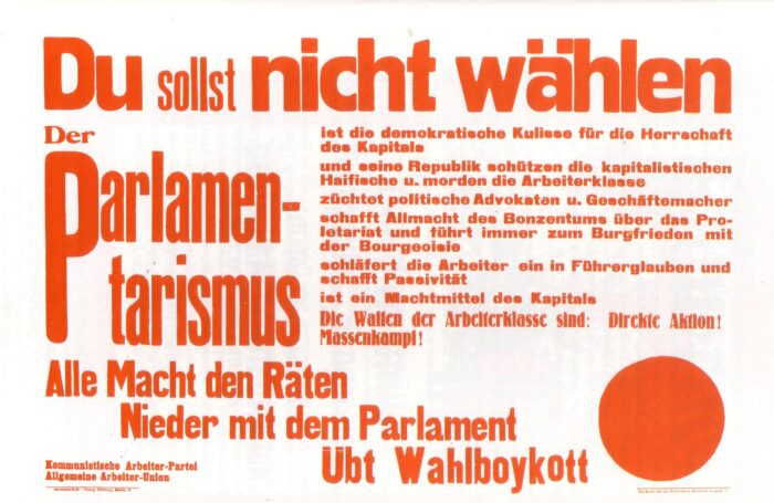 Mit roten Buchstaben trägt das Plakat den Slogan "Du sollst nicht wählen"